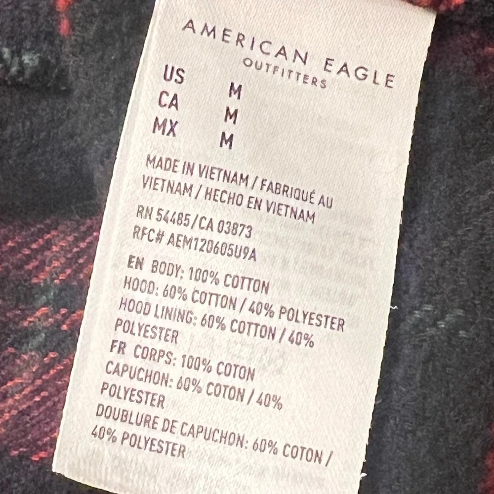 American Eagle Navy and Red Plaid Hooded Flannel Shirt M
